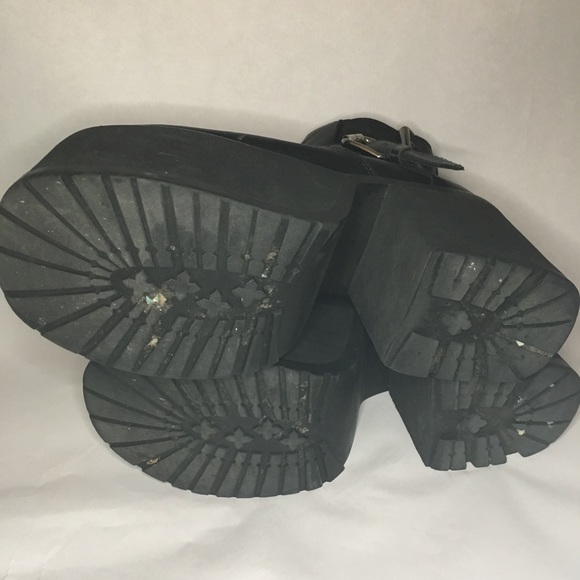 Sold! - Picture 4 of 4